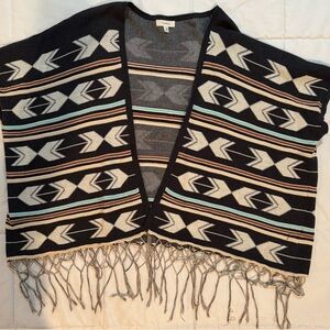 Freeway Black and Cream Geometric Poncho